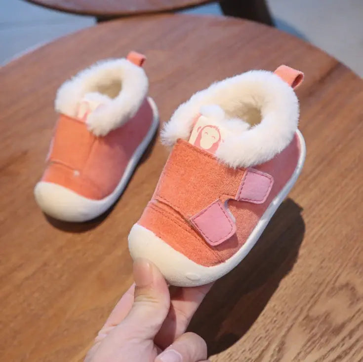 Stylish Kids Shoes for Toddlers’ Playtime and Fun 1