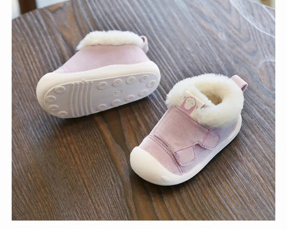 Stylish Kids Shoes for Toddlers’ Playtime and Fun 1