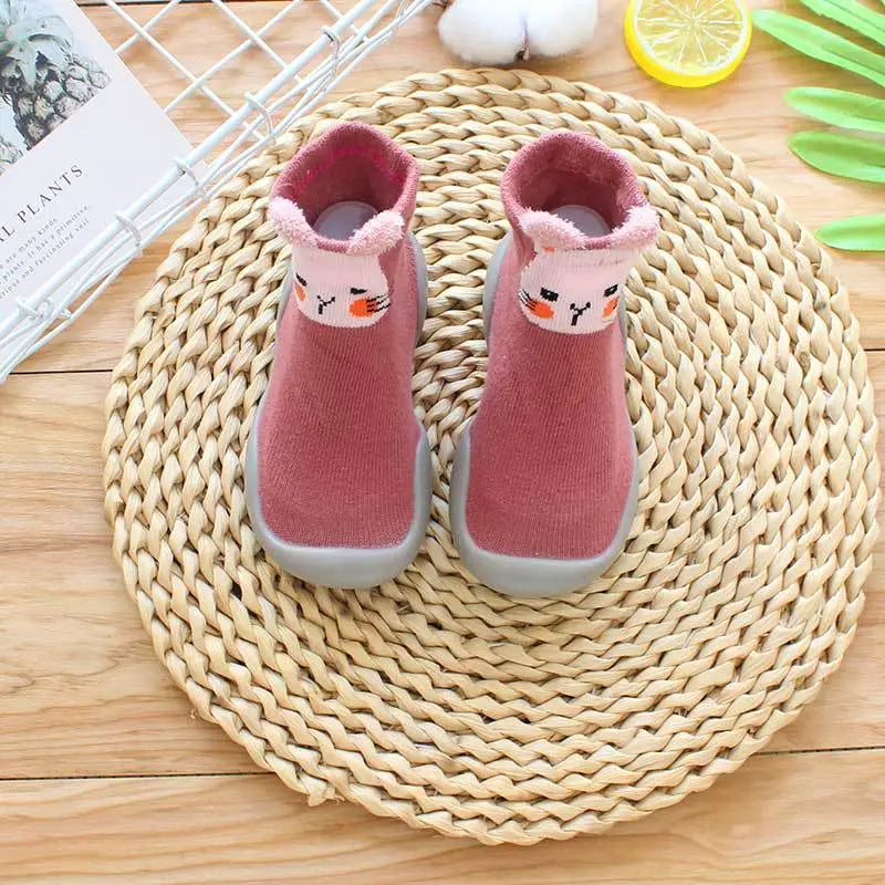 Anti-Slip Floor Socks for Safe, Happy Kids 1