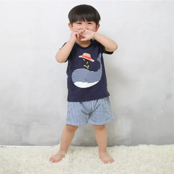 Adorable Baby T-Shirt and Shorts Set for Summer 1