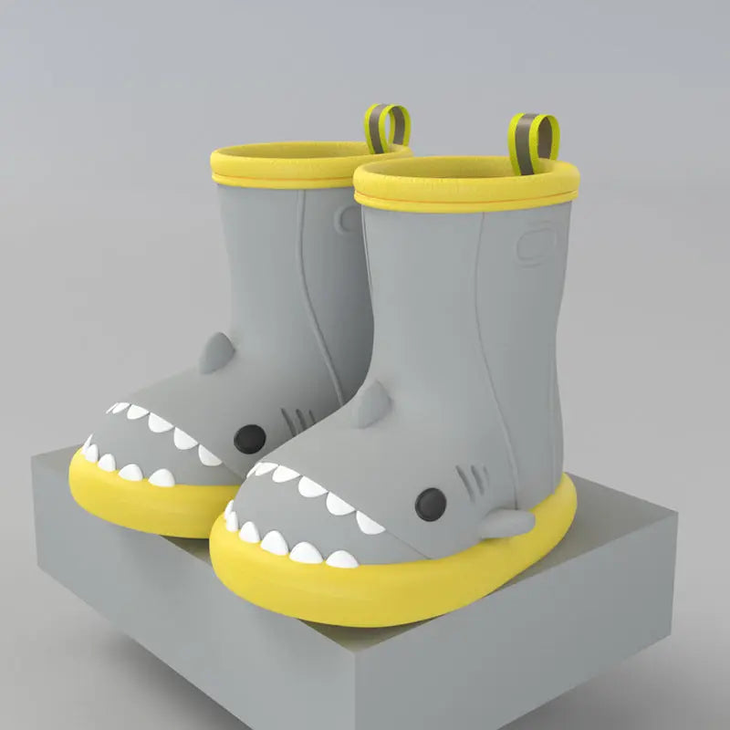 Fun Shark Rain Boots to Keep Kids’ Feet Dry 1