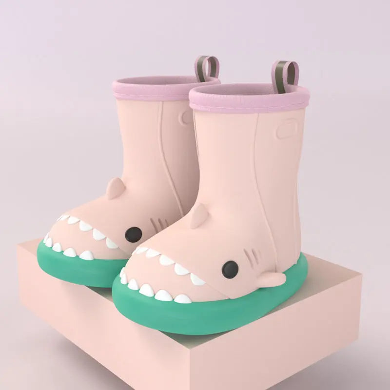 Fun Shark Rain Boots to Keep Kids’ Feet Dry 1