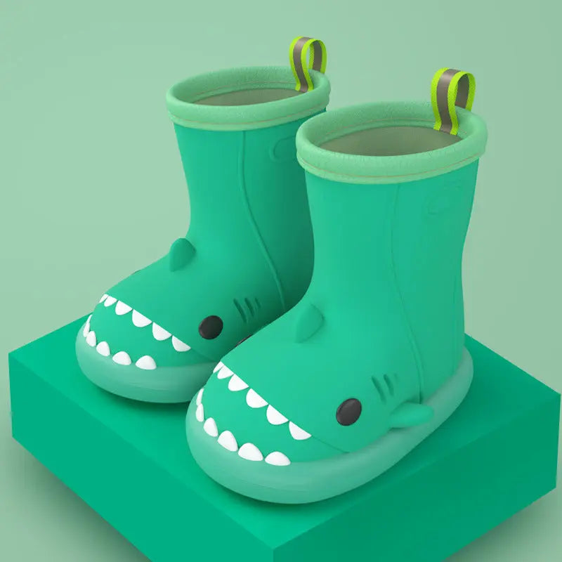 Fun Shark Rain Boots to Keep Kids’ Feet Dry 1
